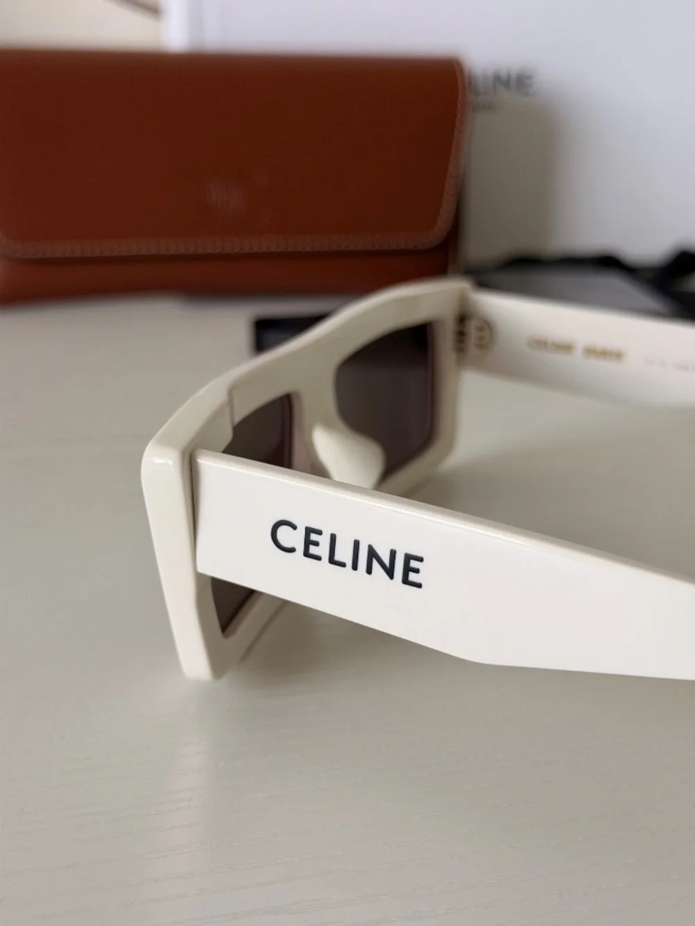 NEW CELINE Unisex White Sunglasses CL40214U 25A Authentic